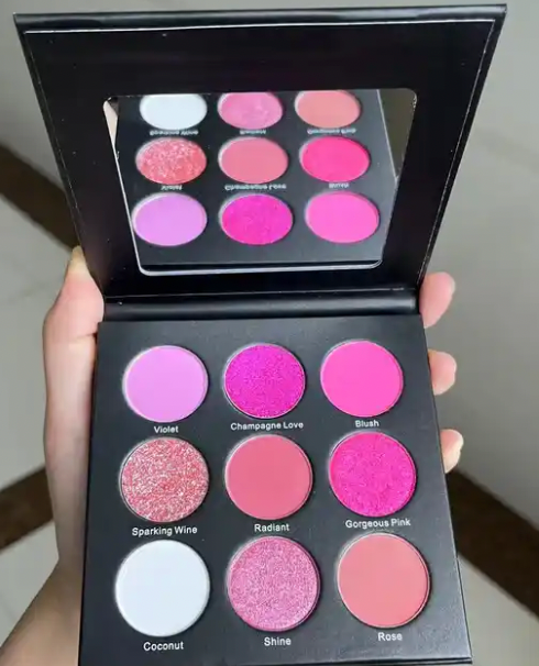 Her Shadow Kit